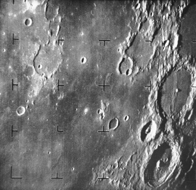 fig0104-Ranger7-1st-picture-of-moon.png